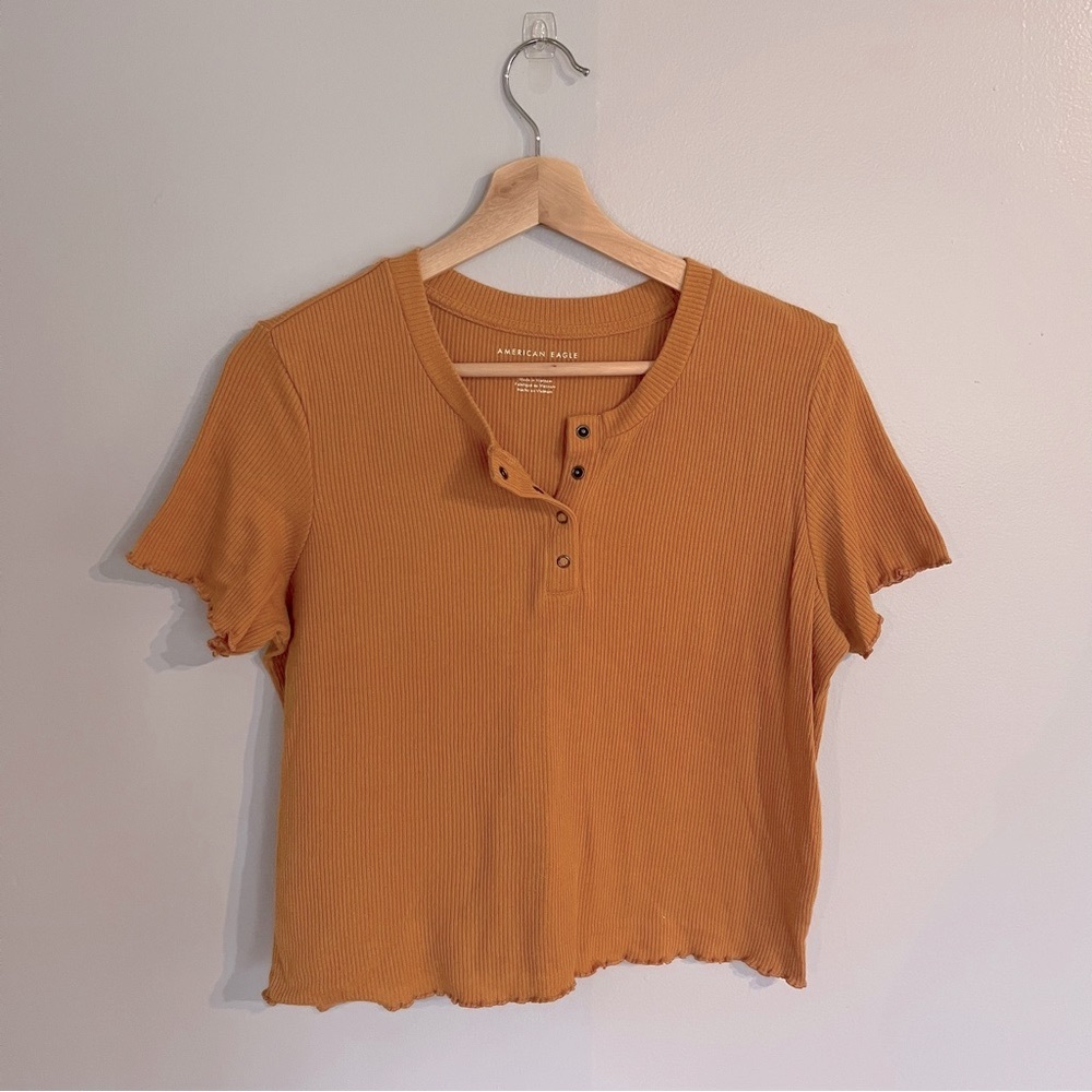 American Eagle Mustard Yellow Short Sleeved Top